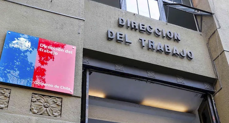 fachada de la inspeccion del trabajo en Chile